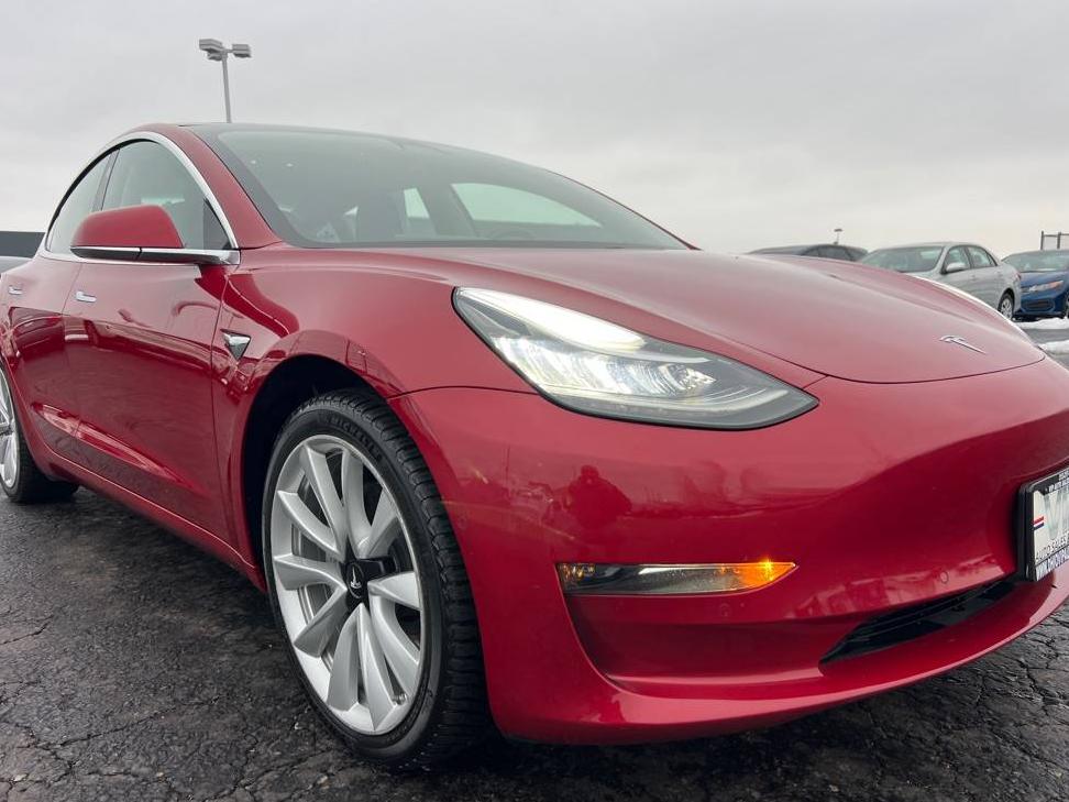 TESLA MODEL 3 2018 5YJ3E1EB2JF054949 image